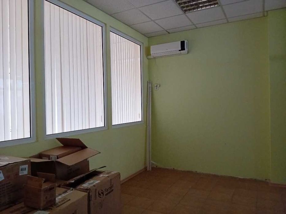 Дава се под наем Офис в София, Студентски град - 58 кв.м за 404.94 € - Снимка #1