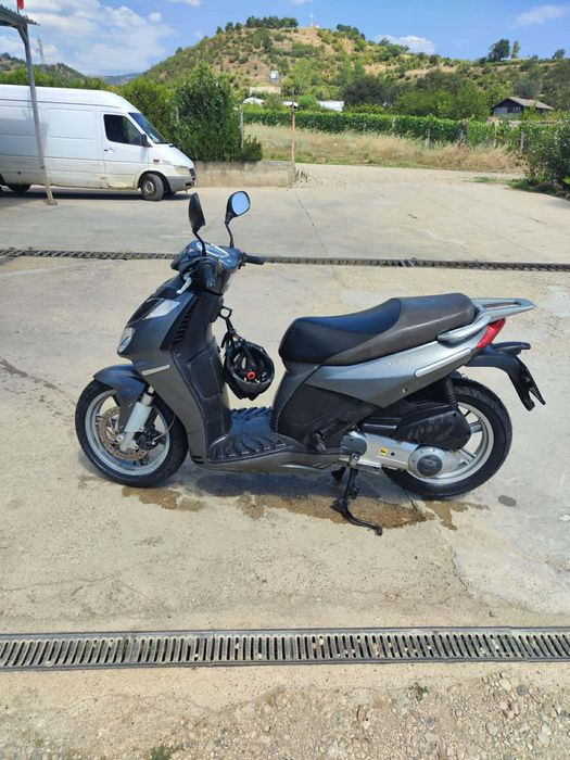 Aprilia Sportcity 200