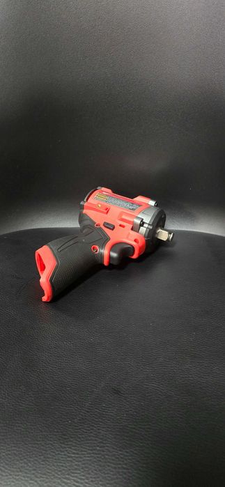 Cheie compactă de impact Milwaukee M12 FCIWF12G3 Stubby