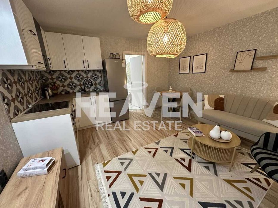 Продава се Тристаен апартамент в Пловдив, Център - 61 кв.м за 2164 €/кв.м - Снимка #1