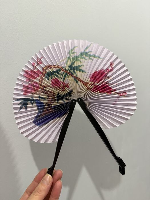 Веер с застежкой, легкий