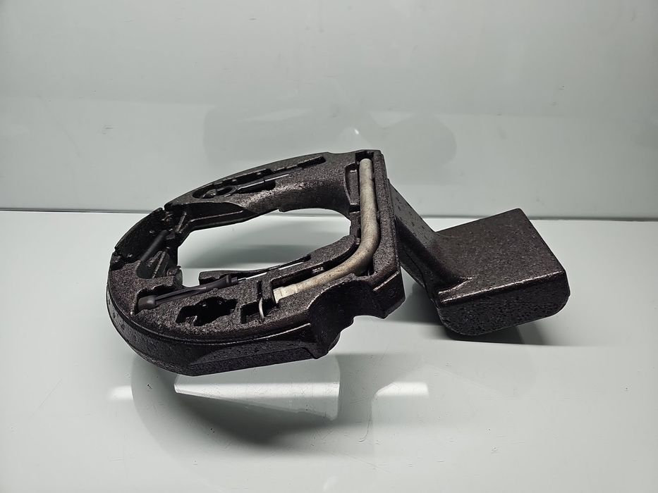 Set cric si cheie AUDI A6 (4G2, C7) [Fabr 2012-2017] OEM