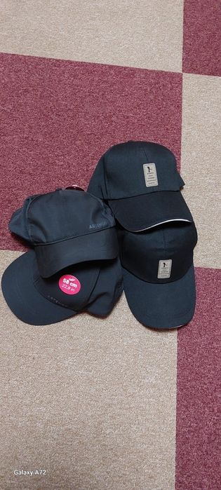 Șepci  unisex negre reglabile