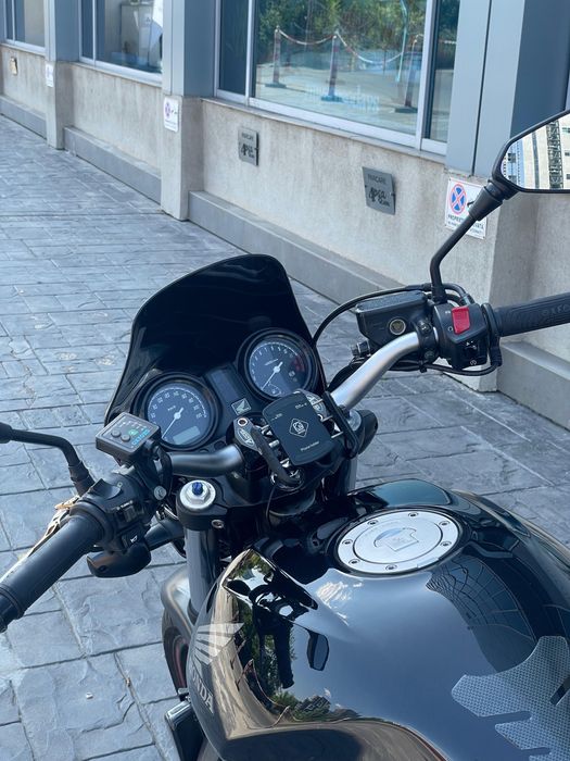 Motocicleta Honda CB600F