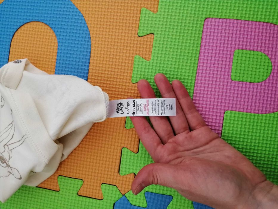 Нова бебешка къса дрешка 3 м. Бебешки бодита от 0-3 м.