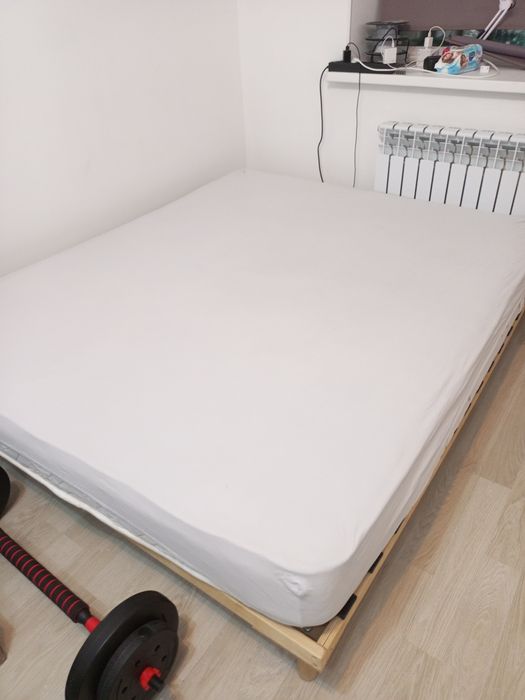 Продам кровать 2 метра