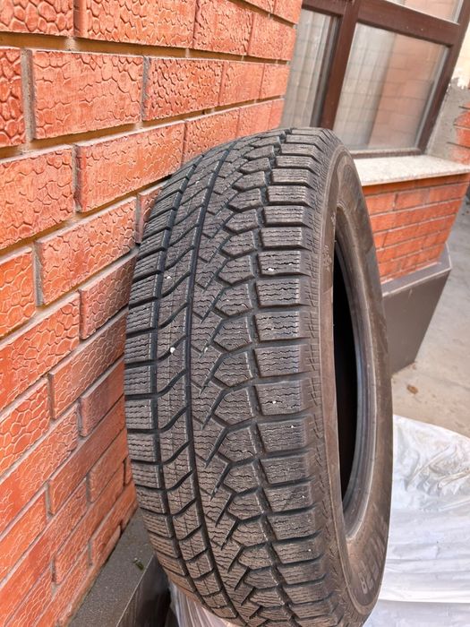 Шины Зимний 235/65R18