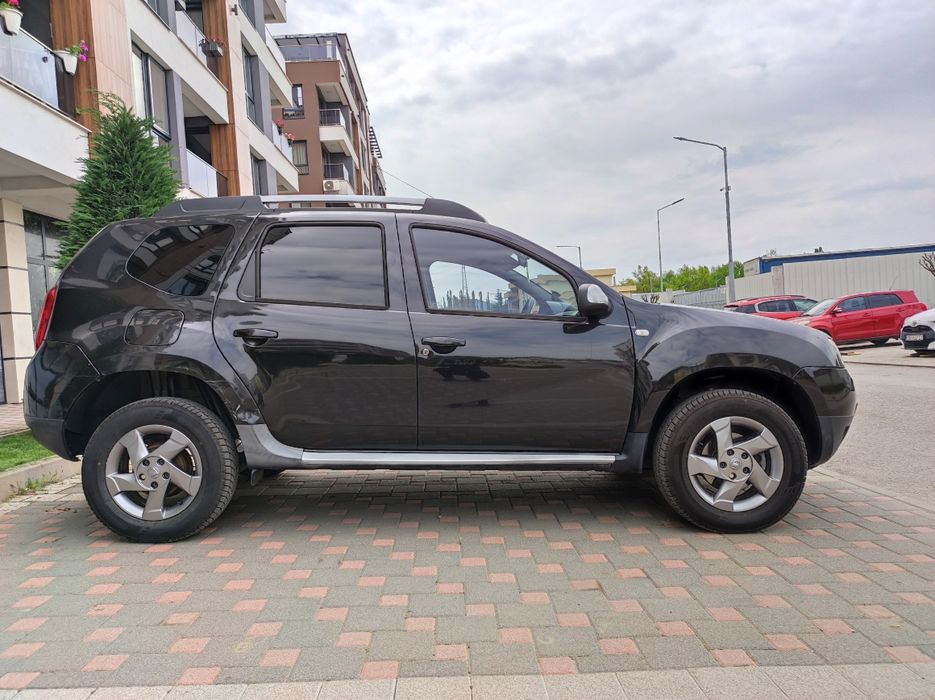 Dacia Duster 1.6i бензин/газ