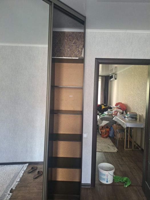 Продается шкаф угловой