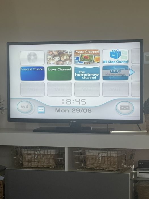 Se vinde Nintendo Wii