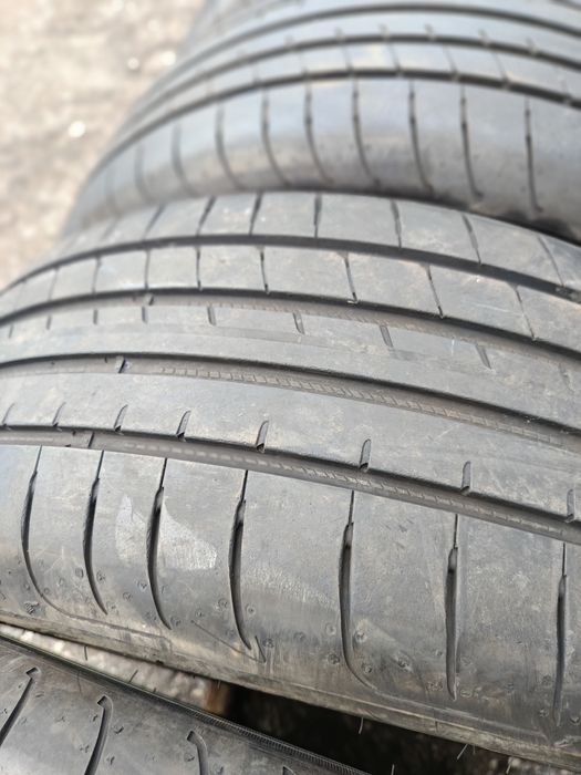 Летни гуми -18цола -215/50-1бр.-99лв."GOOD YEAR"