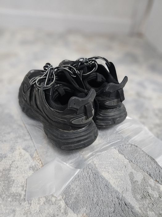 Кроссовки Balenciaga