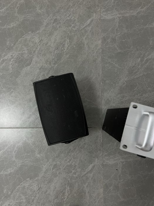 Продам усилитель звука с колонками