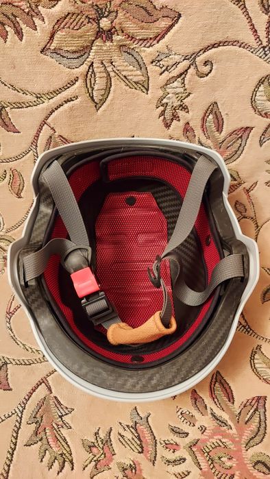 Келварная каска целая