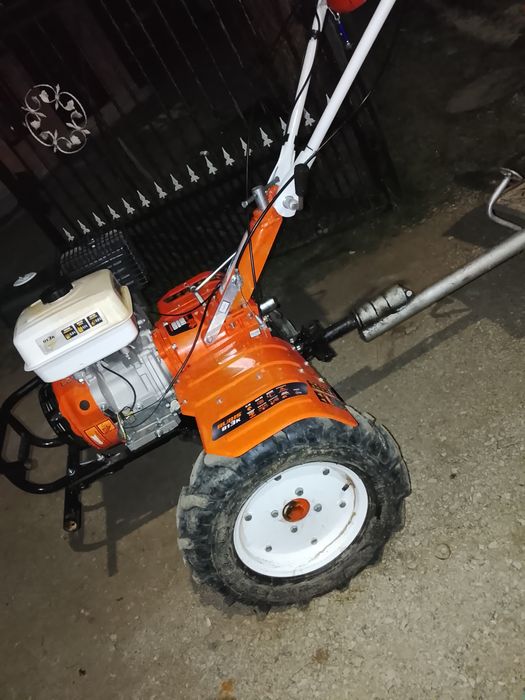 Vând sau schimb Ruris de 13 cai