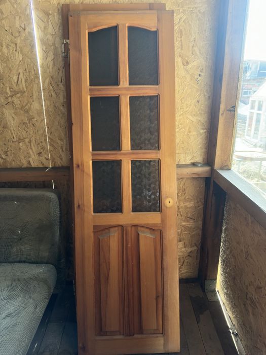 Продам двери межкомнатный деревяный