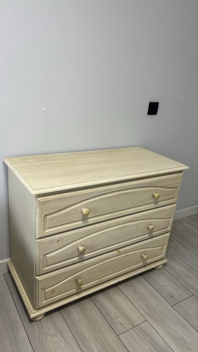 Комод для спальни