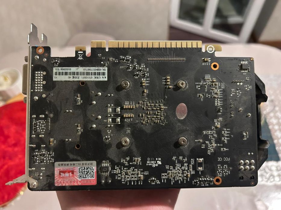 Видеокарта GTX 1050 TI 4GB