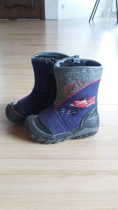 Продам детские бурки 25 р-р