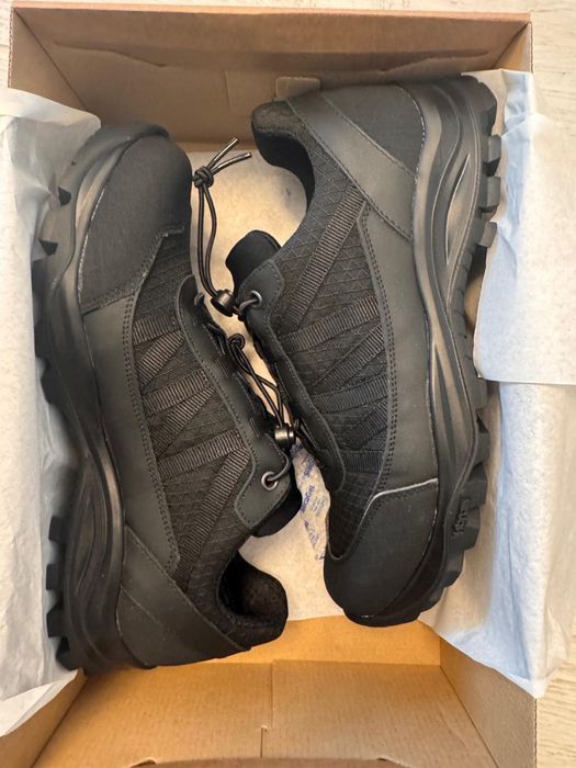 Vand pantofi tactici