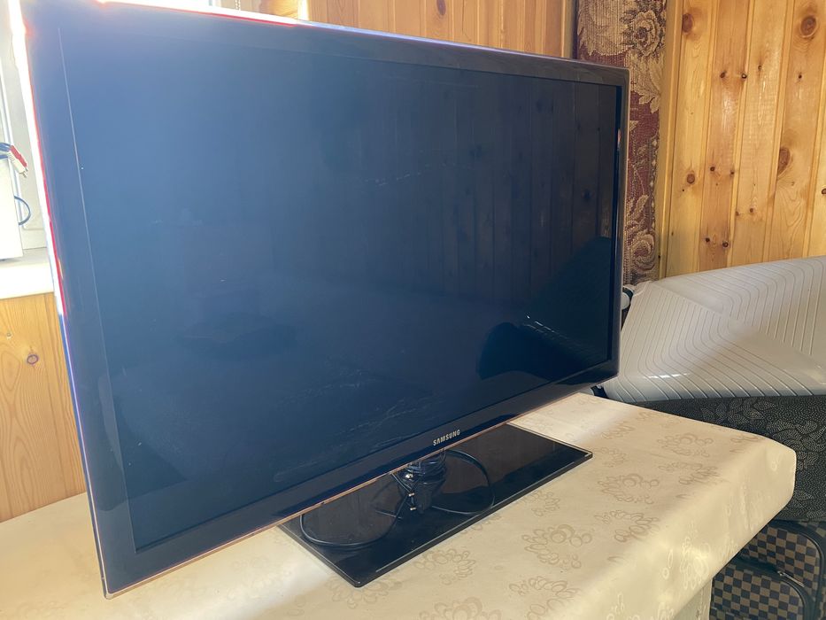 Продам телевизор Samsung