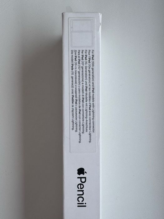Apple Pencil (1st Generation) - Includes USB-C to Apple Pencil Adapter
