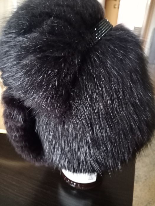 Шапка женская зимняя меховая натуральная теплая пушистая