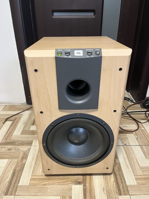 Subwoofer JBL-LX2000