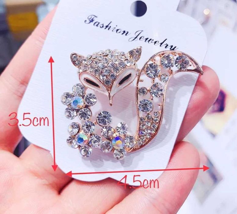 Брошки / Брошка лисица / Златиста брошка / Сребриста брошка