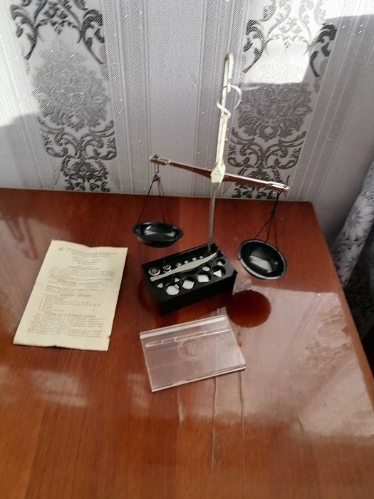 В е с ы   бытовые