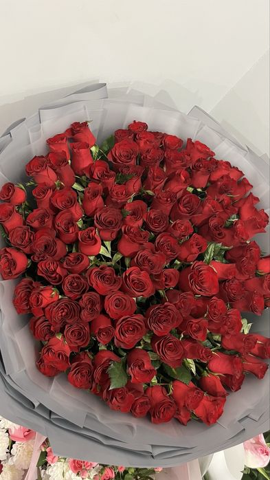 Продам 101 розу-метровые