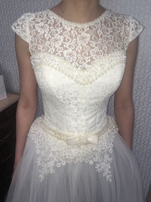 Свадебное платье