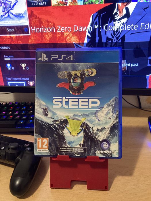 Vand sau schimb jocuri ps 4