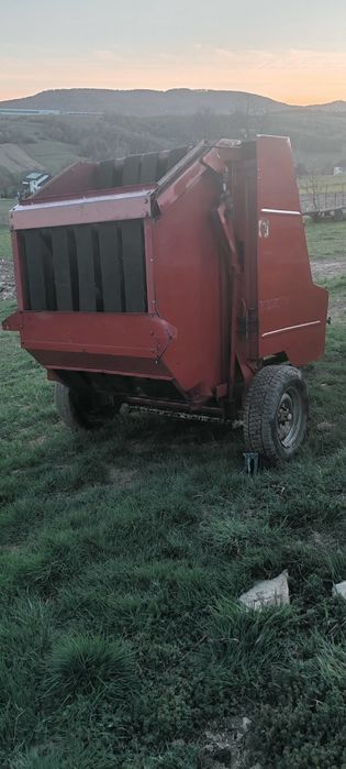 Presa balotat hesston 5530S