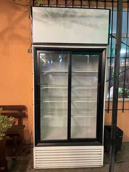 холодильник двух дверный