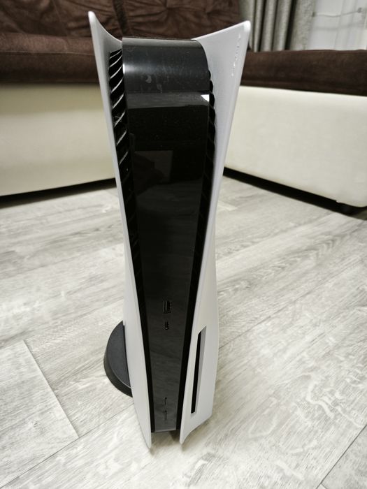 Продам Playstation 5