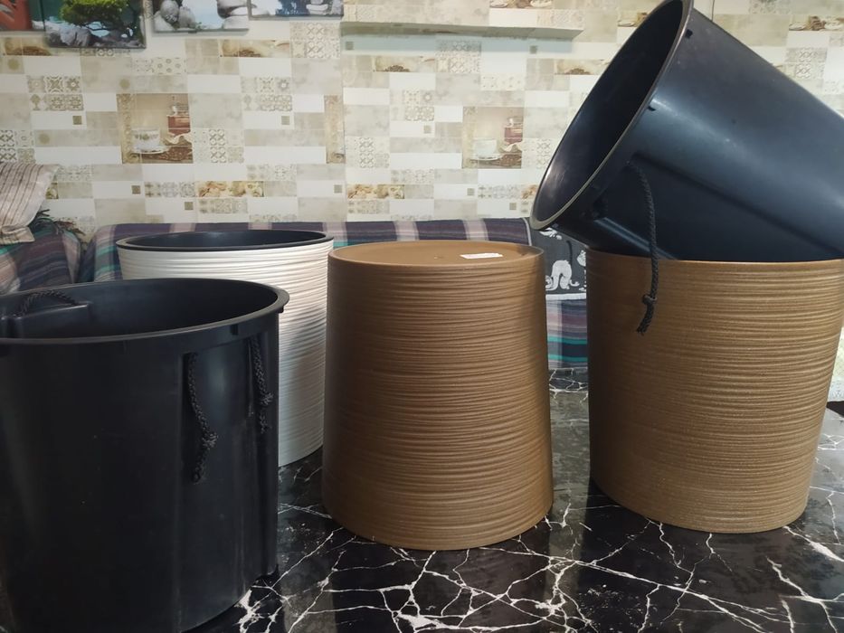 Продам кашпо (для цветов)