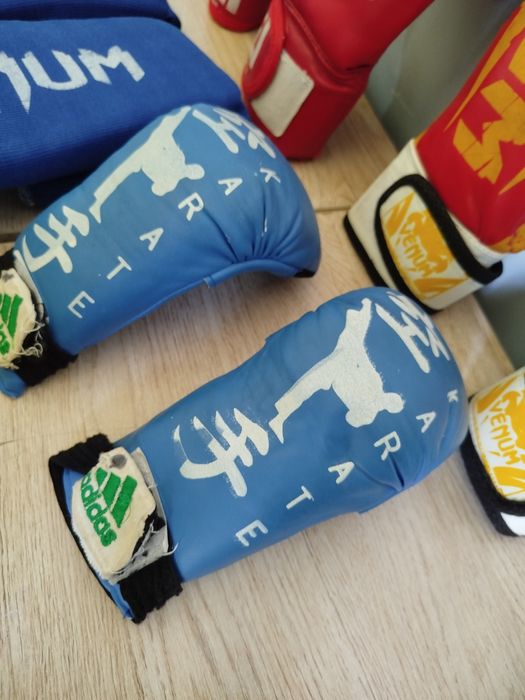 Перчатки спортивные