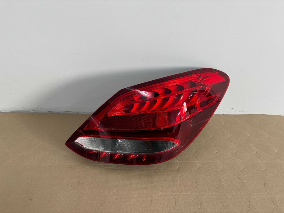 Stop dreapta Mercedes C class W205 AMG cod A2058200264 ORIGINAL