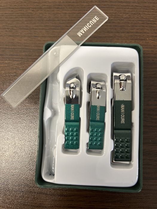 Комплект за маникюр