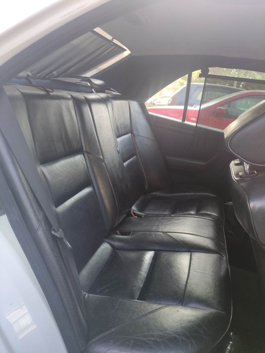 Мерцедес Бенц модел с180