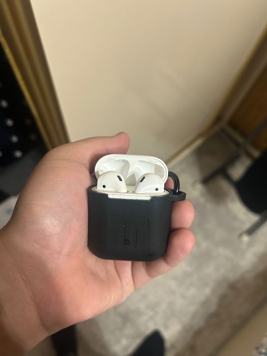 Apple air pods 2