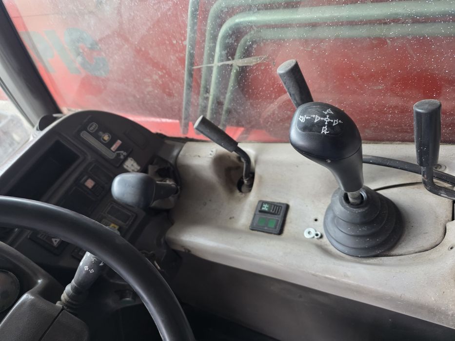 Manitou tocatoare mig met plug disc freza presa coasa grebla