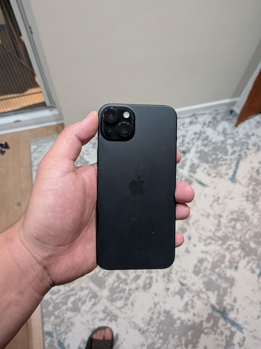Продам iPhone 15 plus 128Gb