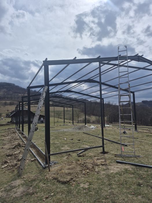 Vând structura metalica 10x25x4h