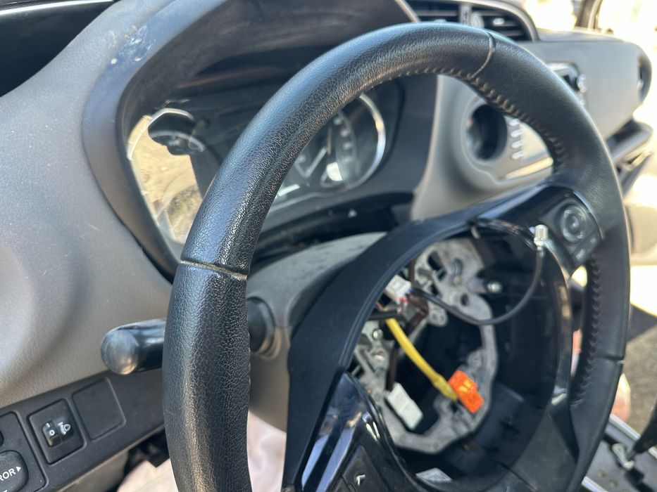 Волан Toyota Yaris 3 Hybrid / Тойота Ярис 3 Хибрид