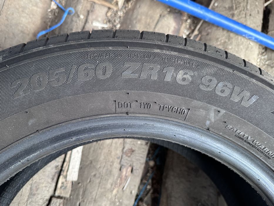 Anvelope vară Kumho 205/60 R16 – stare foarte  bună, fără defecte