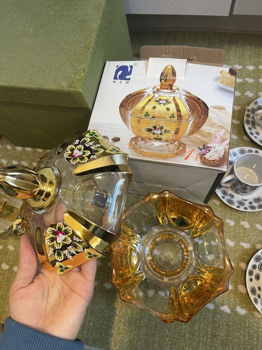 Салатницы и подарочная посуда