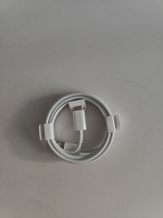 Продам type-c(lightning).