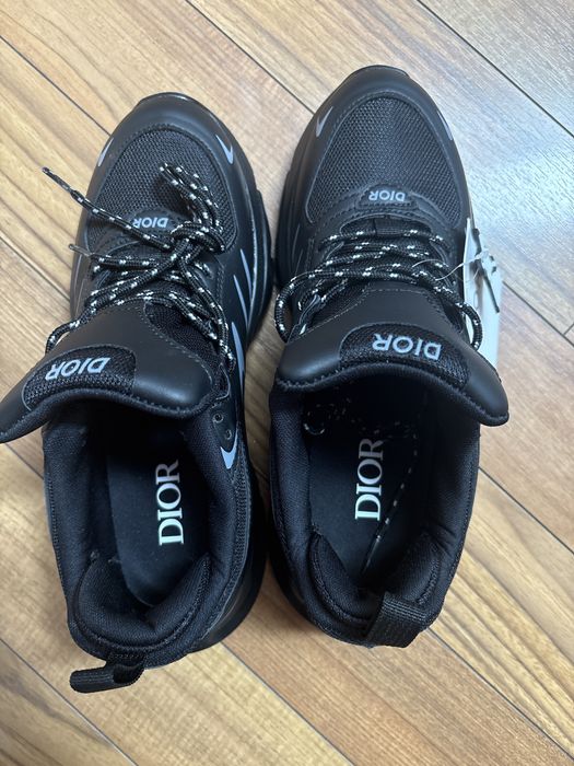 adidasi Dior B44